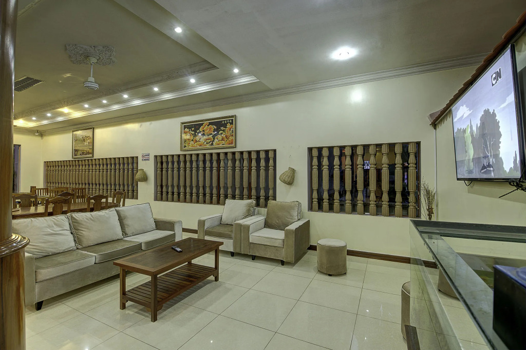 DV Angkor Villa