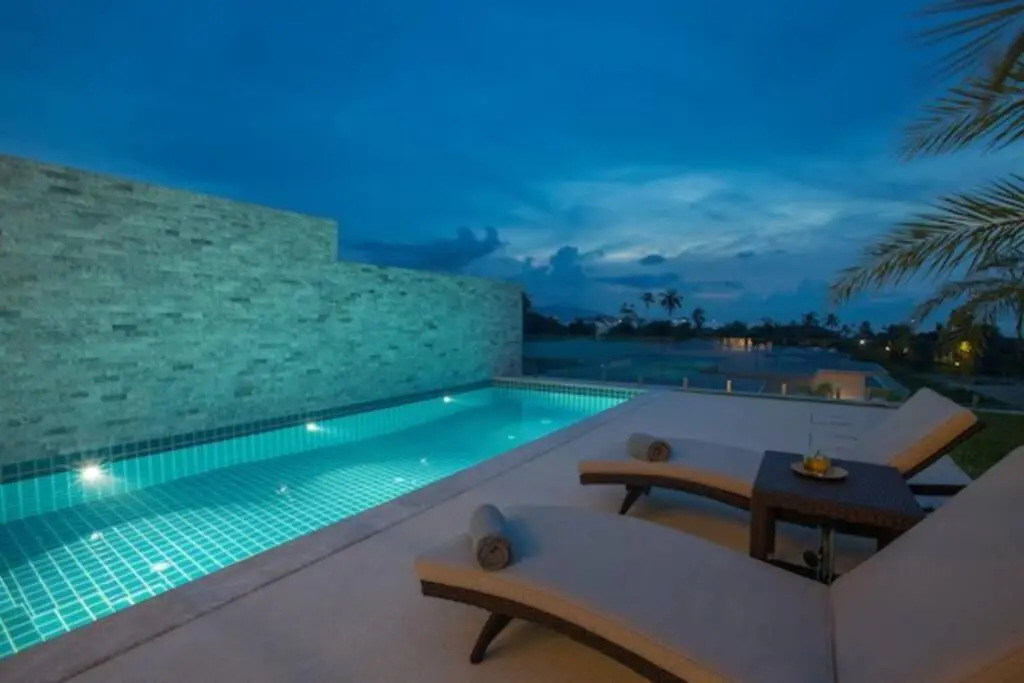 **75% DISCOUNT** 3 Bed/4 Bath SEA VIEWS BIG GARDEN