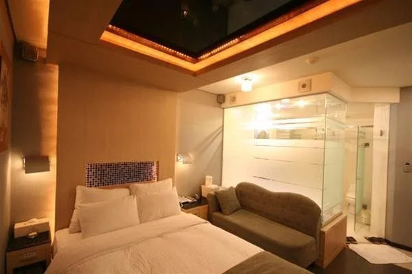 IMI Hotel
