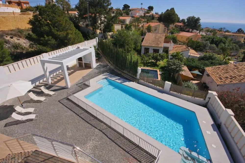 Villa - 5 Bedrooms with Pool, WiFi and Sea views - 105047