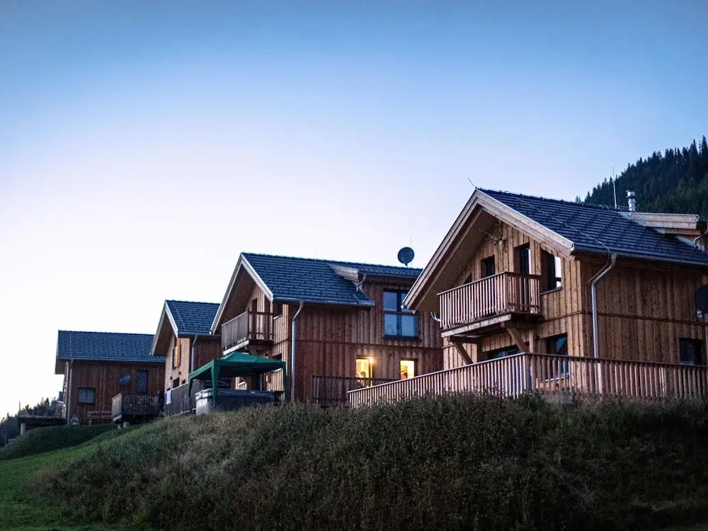 Beautiful Chalet Near Ski-lift