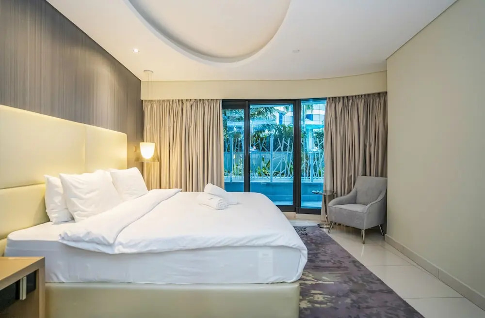 Tanin - Luxurious 2BR Apartment in DAMAC Paramount