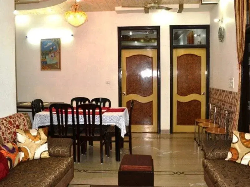 Sanskriti Home Stay