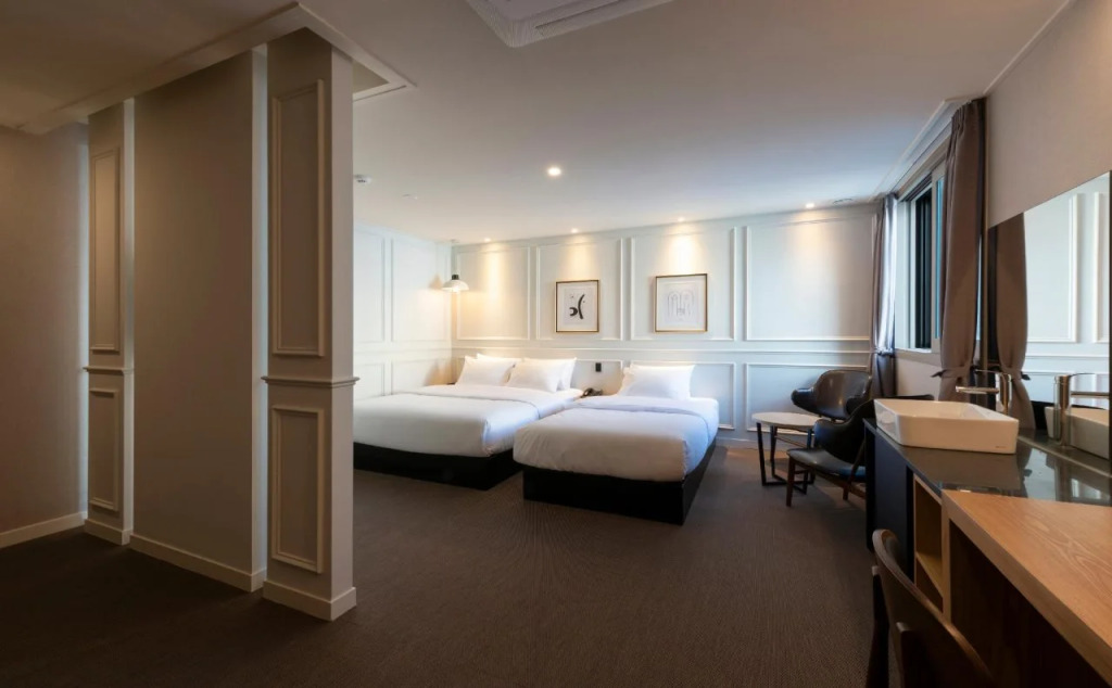 No. 25 Signature Hotel Daecheong