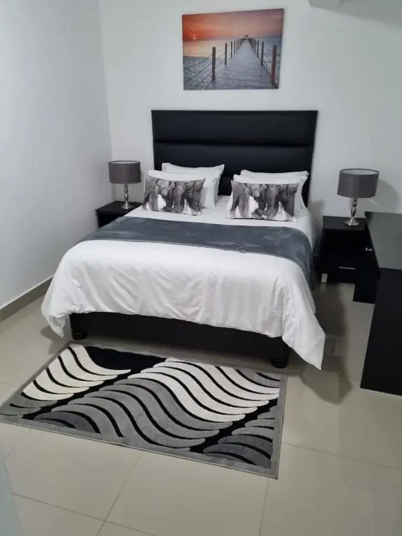 CONDO VILLAS ON MARINE DRIVE