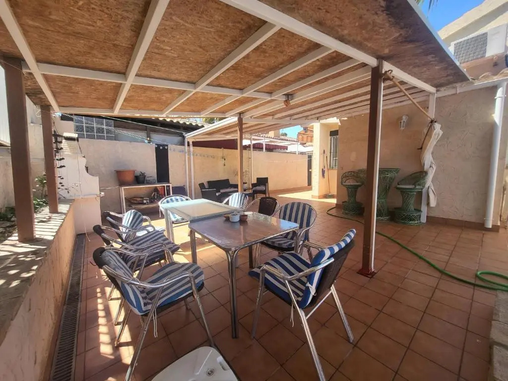 Casa piscina privada 4 dormitorios