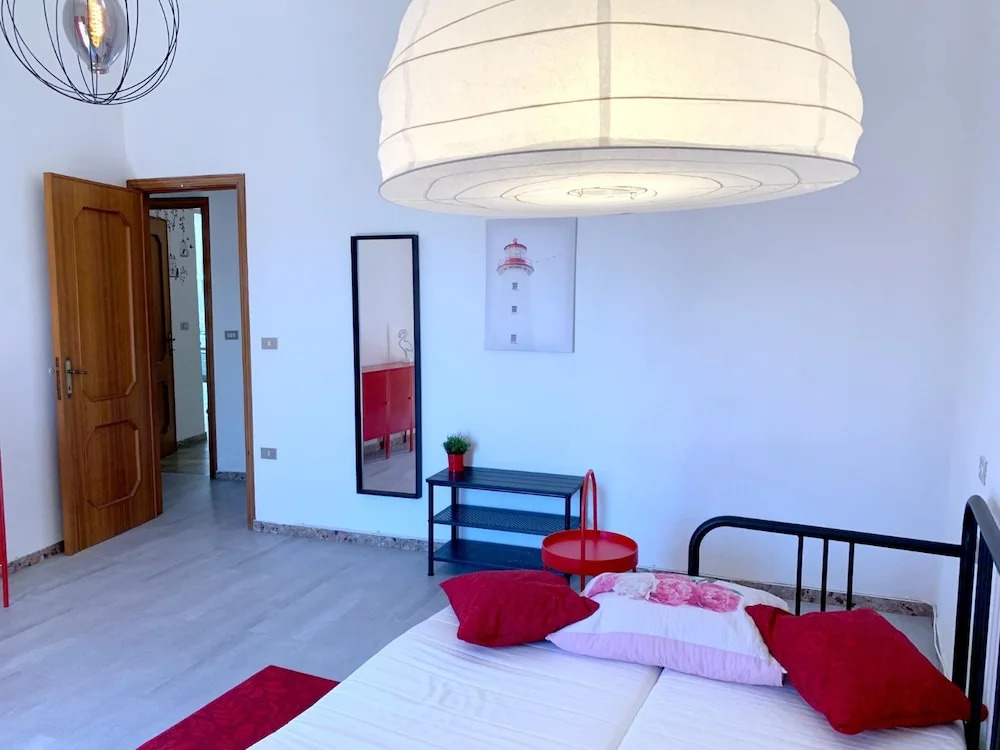 House With 2 Bedrooms in Sant'antioco, With Wonderful sea View and Balcony