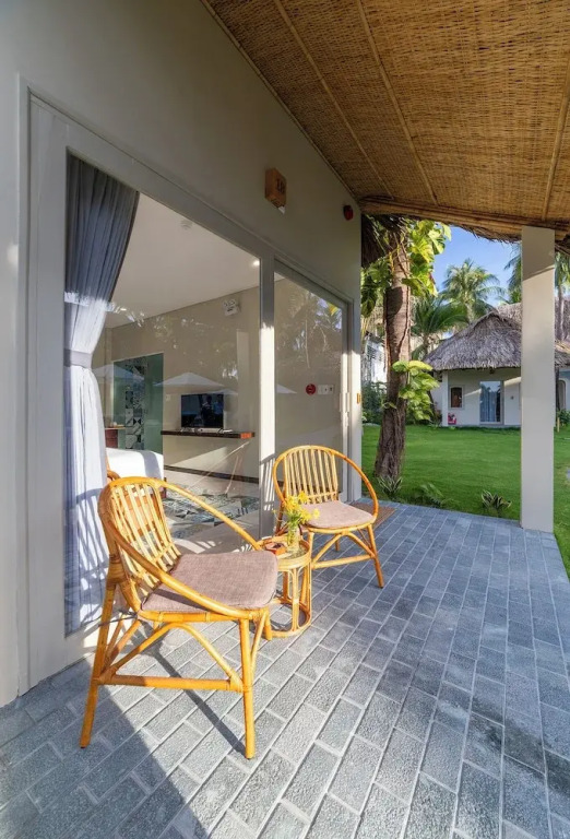 Coco Cottage Beachfront Resort