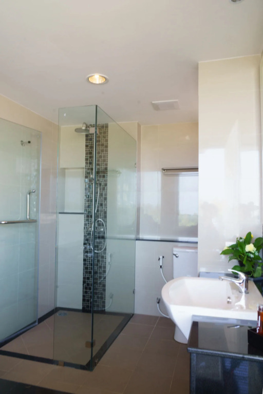 VISA Hotel Hua Hin