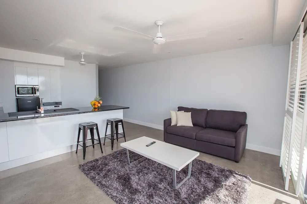301 Royal Harbour