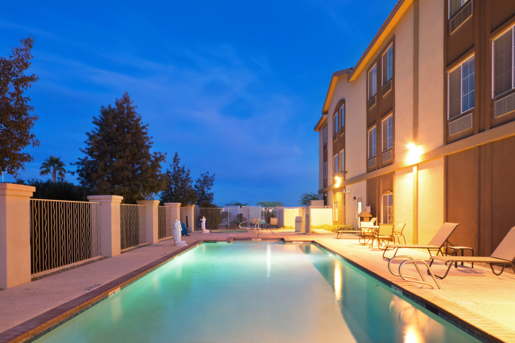 Holiday Inn Express & Suites Casa Grande by IHG