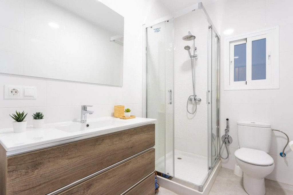 Fuengirola Puerto Apartment by GHR Rentals