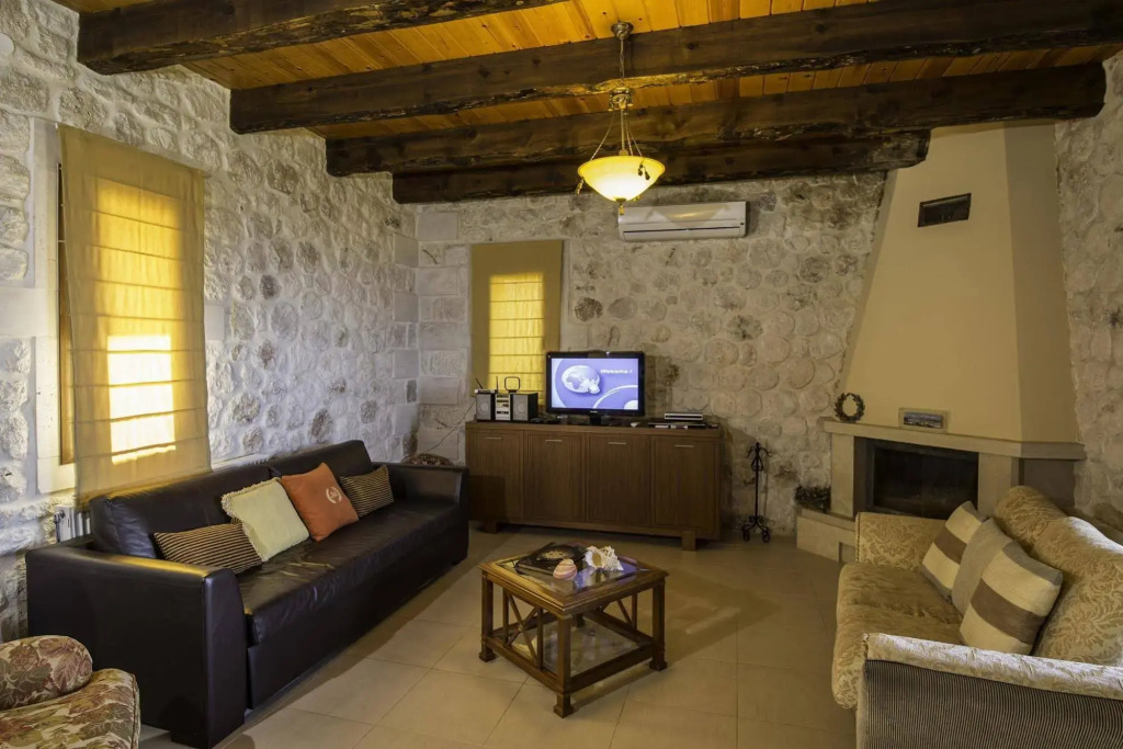 Oreades Villas