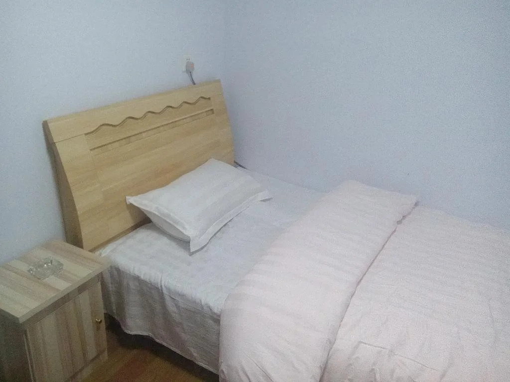 Huimin County Erzhong Hotel