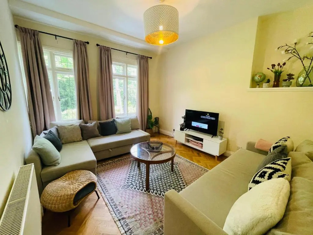 Nomi Homes
