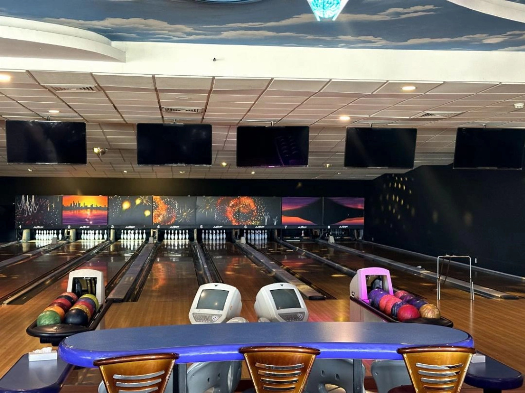 Sunset Beach Resort for Entertainment