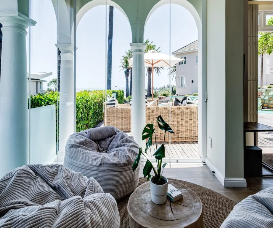 Magical Holiday Home Walking Distance to the Beach Sedgemoor Villa
