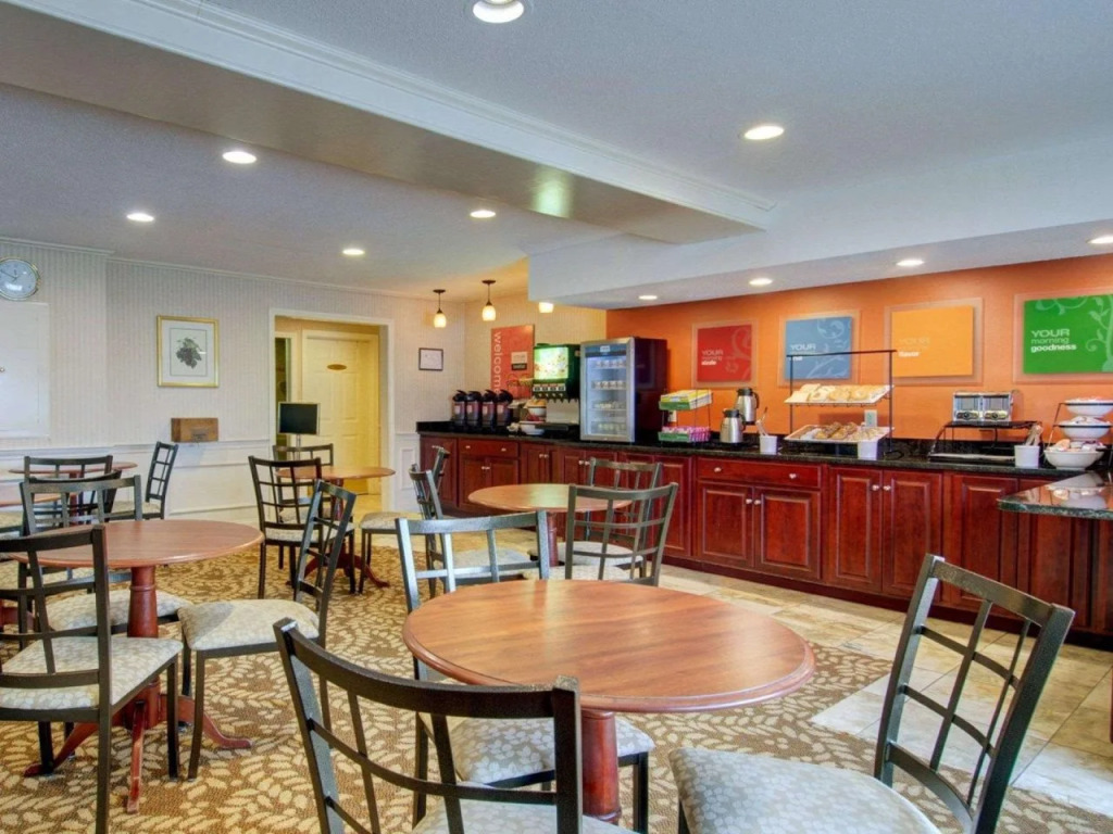 Comfort Inn Foxboro - Mansfield