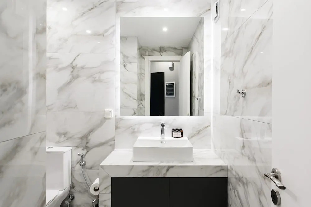 WYZ Athens Apartments by UPSTREET