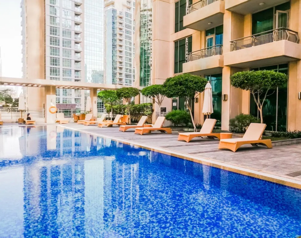 Nasma Luxury Stays- BLVD Central Podium