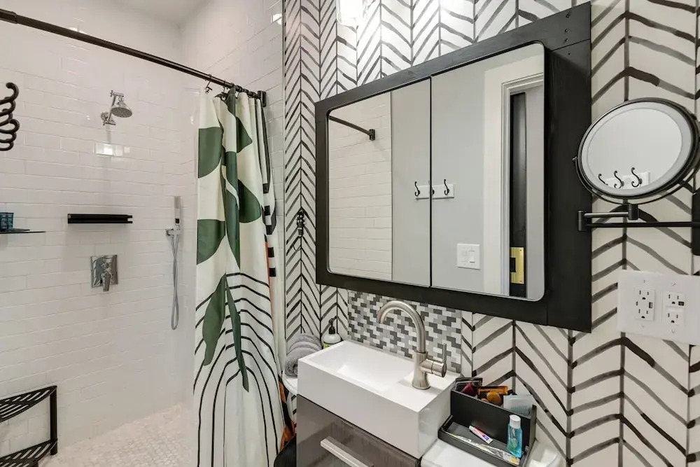 Skyline Views: Nashville Townhome 3 Mi to Broadway