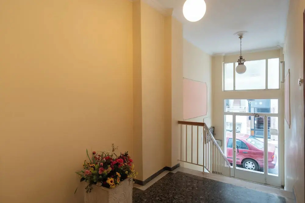 Cozy Apartment in Athens With Balcony, 5 Minutes To Metro