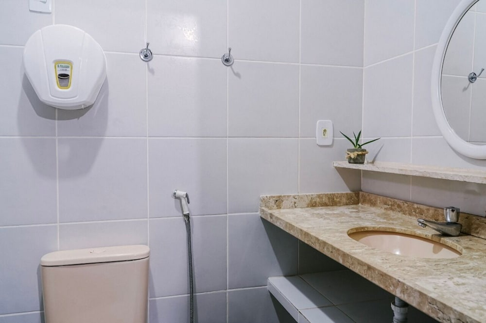 Macaco Surf Hostel