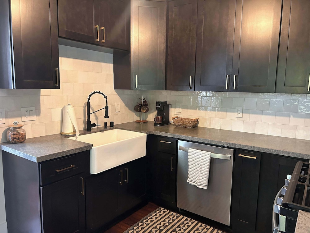 Charming Craftsman - Beach Close