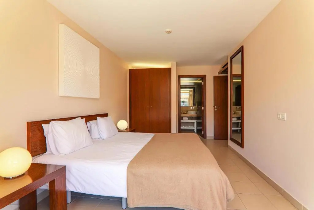 Apartamento Salgados 12C