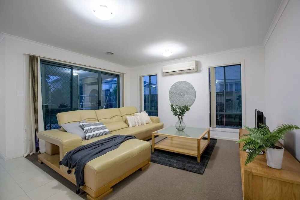 104 Sanctuary Lake Donatella Retreat