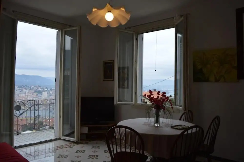 Charme and Comfort Near 5 Terre by Wonderful Italy