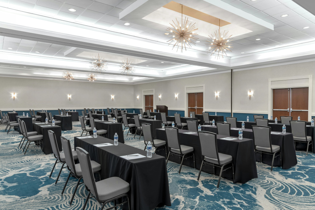 DoubleTree by Hilton Hotel South Bend