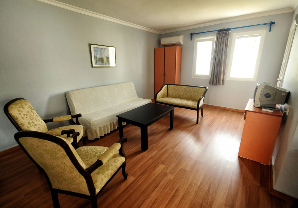 Hanedan Beach Hotel