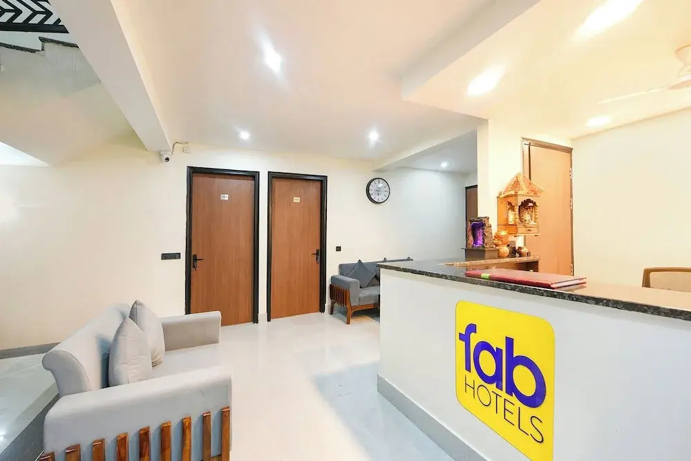 FabHotel RR Premium