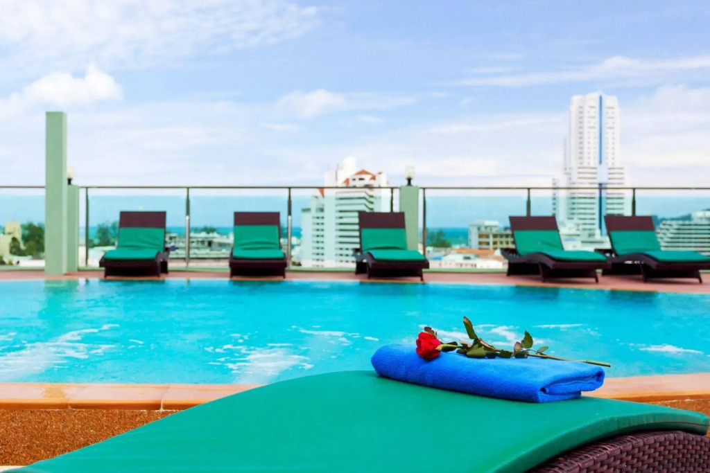Add Plus Hotel & SPA