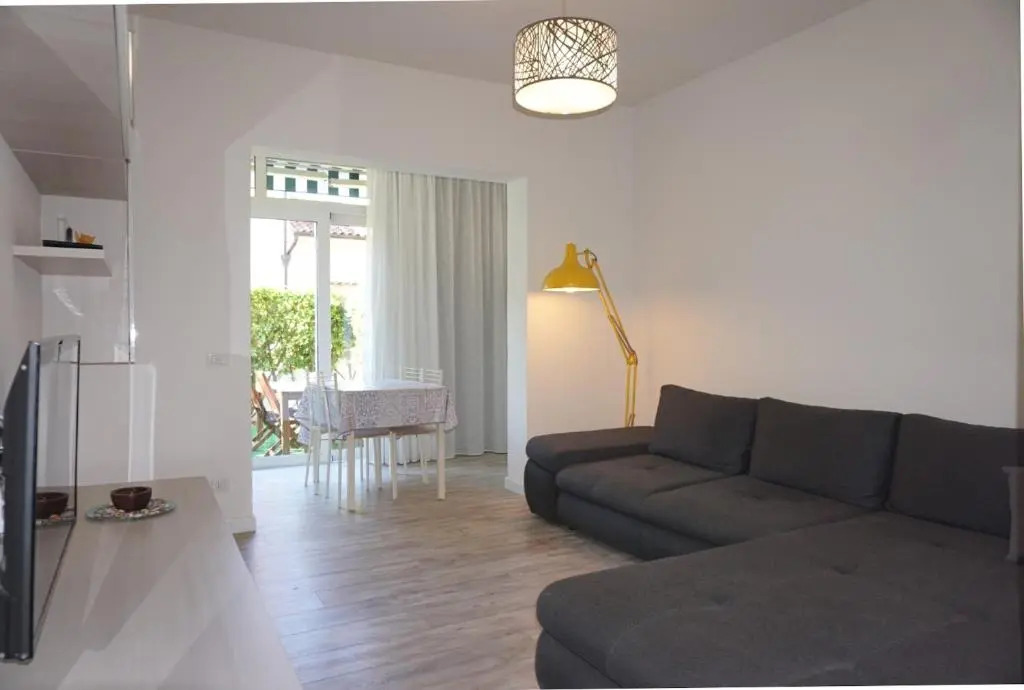 Cosy two - Storey Villa With a Garden and a Shared Swimming Pool
