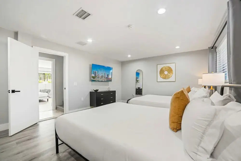 Heated Pool Putting Green 5 min From Beach!