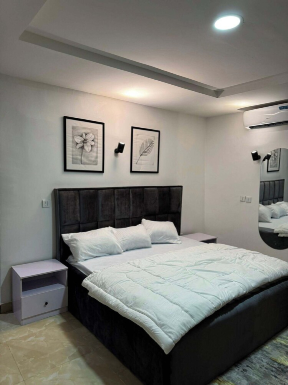 Summer Suites