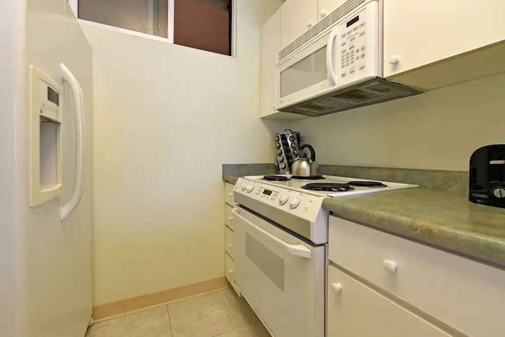 Mahana Resort #518 1 Bedroom Condo by RedAwning
