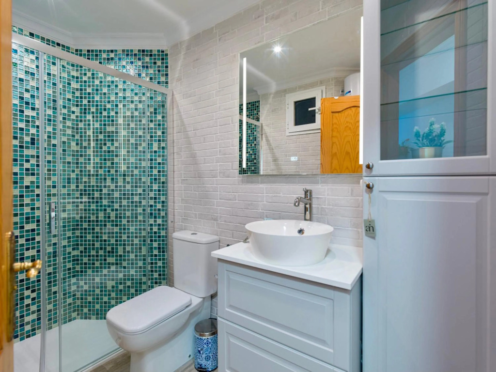 2 Bedrooms & Spectacular Views in Best Part of Las Canteras