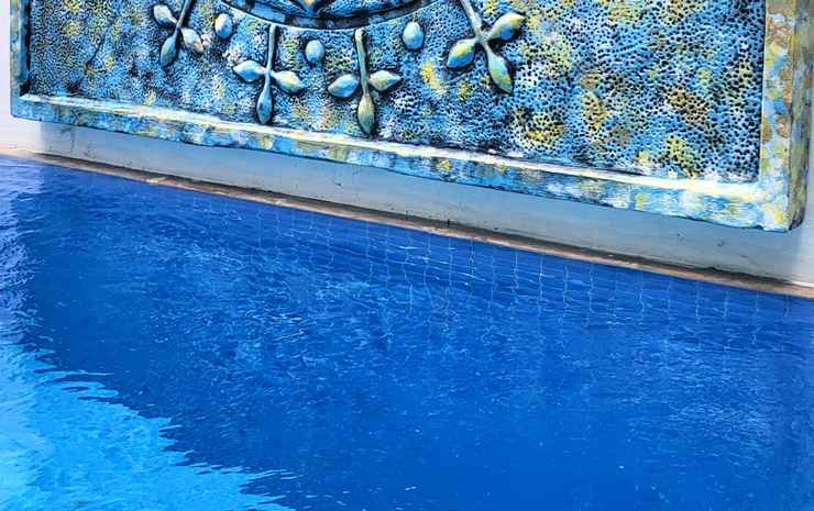 Breezes Villa