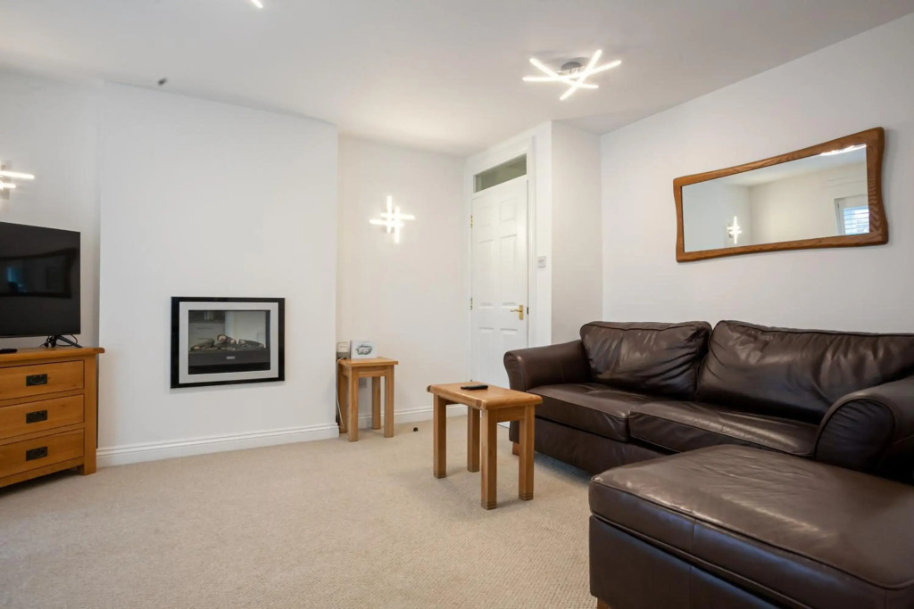 Keswick Ground floor apartment with parking