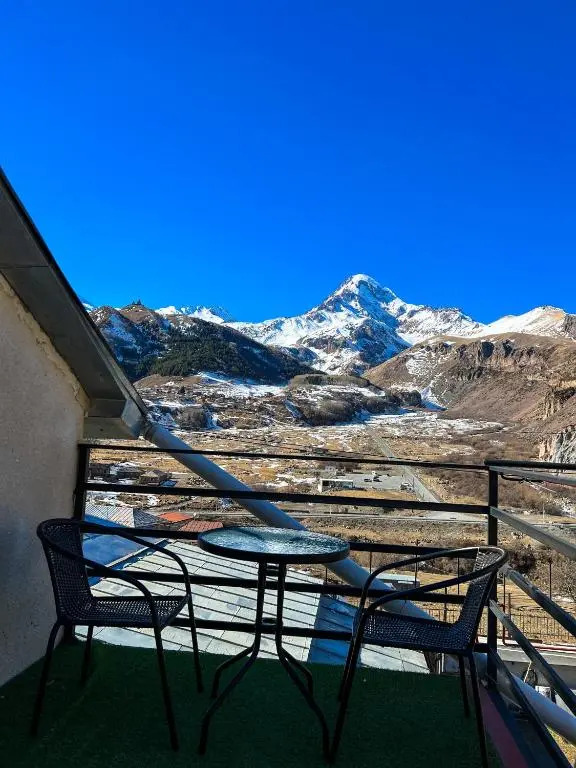Giorgis Guest House