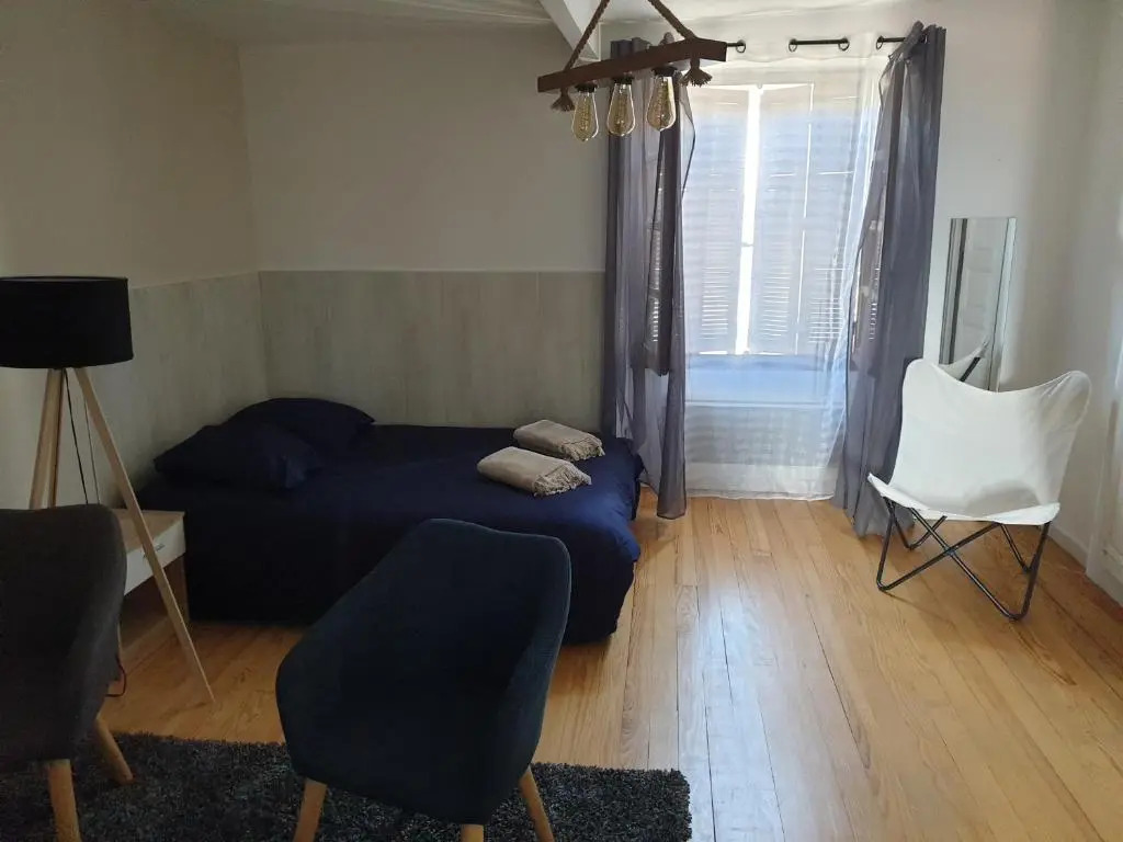 joli appartement 44m2 centre ville corte