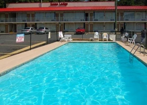 Econo Lodge University Arena