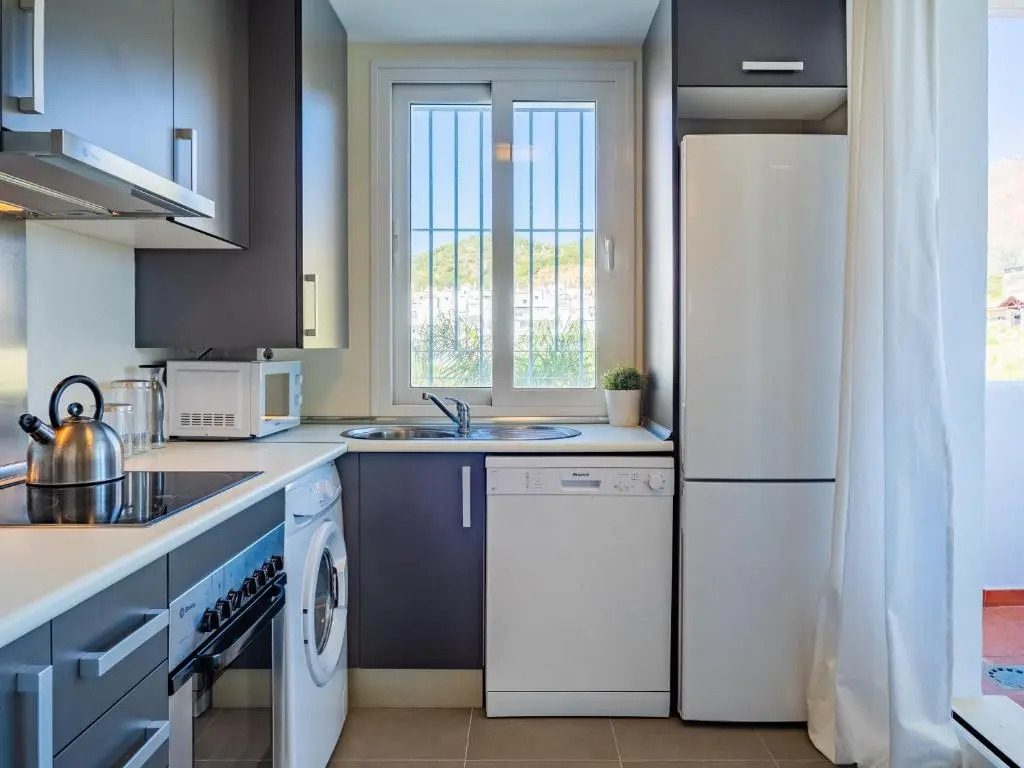 2275-Superb new apt on Valle Romano, golf view