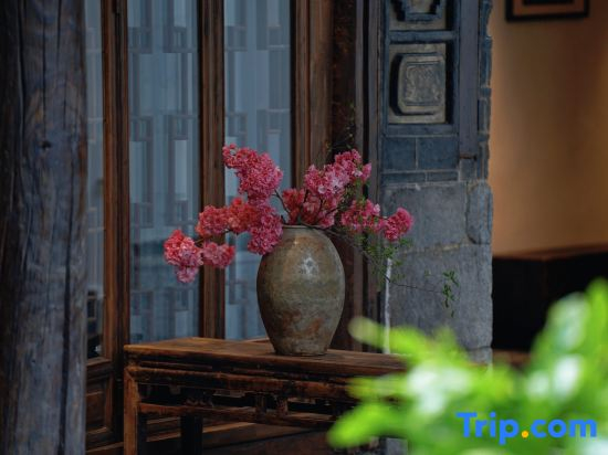 Yangqing Yinfu Ancient Architecture Homestay (Xizhou Ancient Town Branch)
