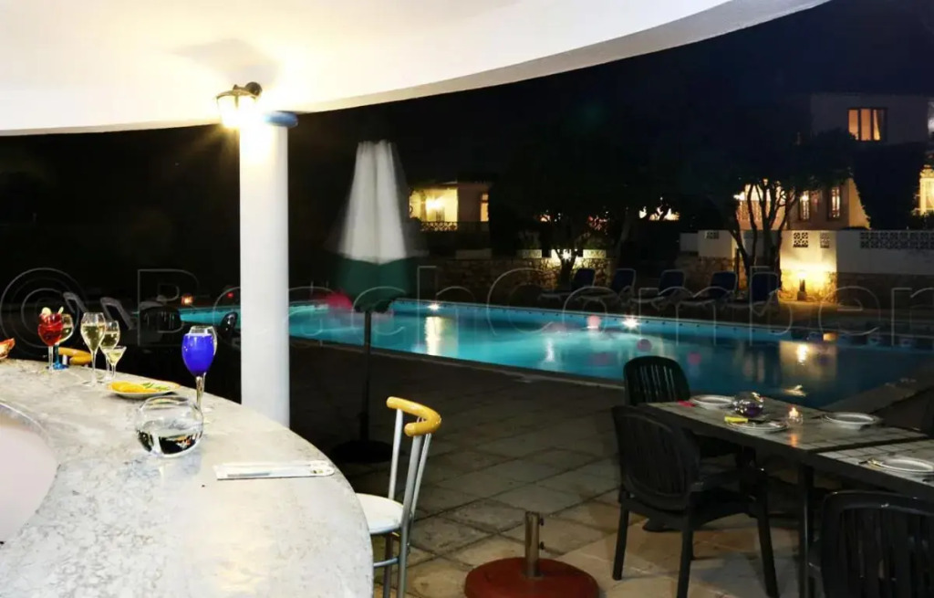 CASA BEACHCOMBER Le jardin des Arts