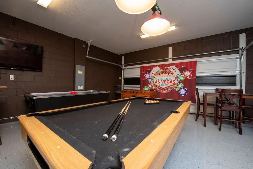 1799 Amazing 9Bd Near Disney