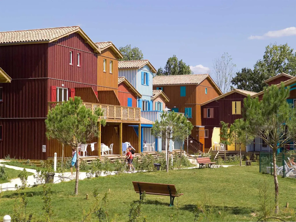 Cozy apartment with dishwasher, near the port of Le Teich